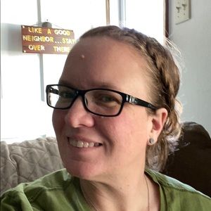 Meet your Posher, Dana